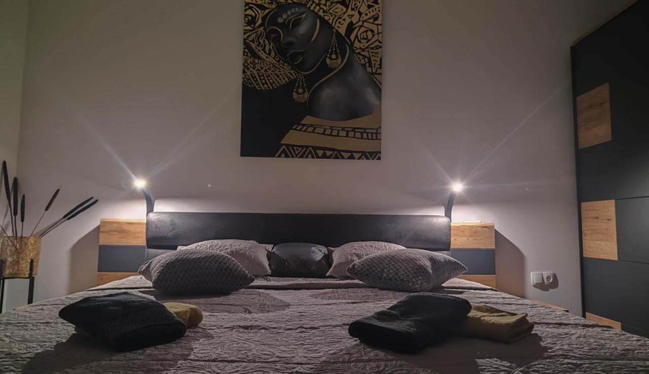 Gold And Silver Apartment Zadar Exterior photo